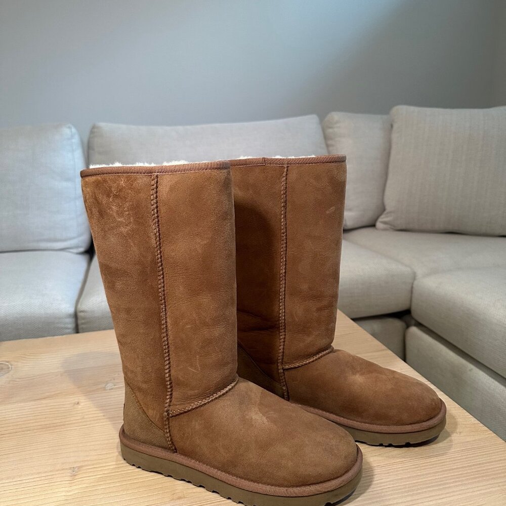 UGG Classic Tall Boots - Chestnut (Women’s Size 7) - Picture 3 of 11